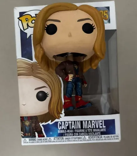Pop toy capitã marvel
