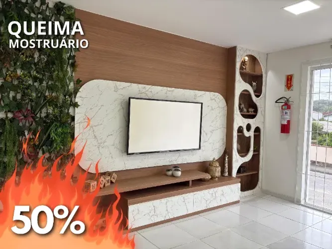 Painel de TV sob medida - Queima de mostruário