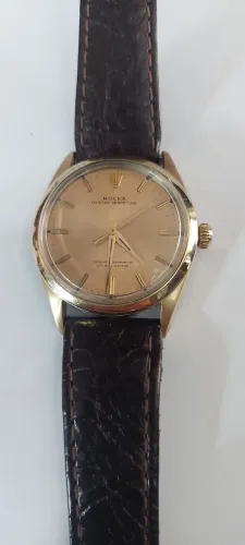 Relógio marca Rolex modelo top shell em ouro rosado 