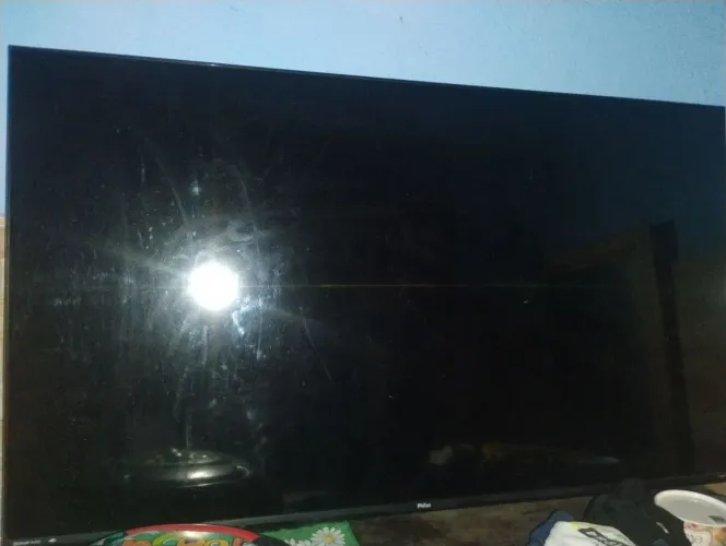 Vendo tv 50 polegadas pra retirada de perça