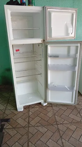 Geladeira Eletrolux