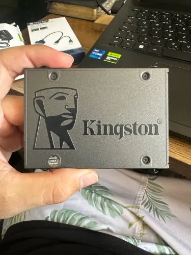 SSD Kingston 240gb + cabo que transforma em SSD externo