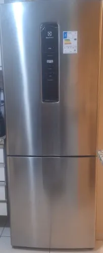 Geladeira Electrolux 490lt perfeito estado. (Ainda com plástico no visor)