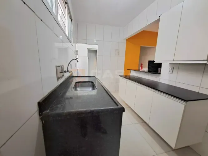 Oportunidade! 3 quartos em Jardim da Penha um lance de escada