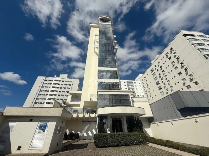 Apartamento com 3 suítes no São Luiz - Brusque