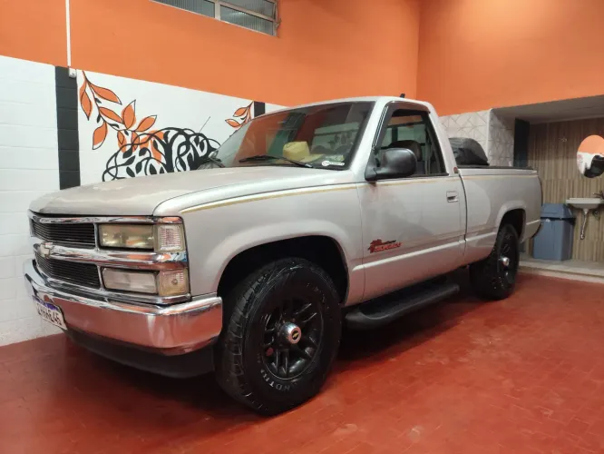 Chevrolet Silverado 4.1 1998