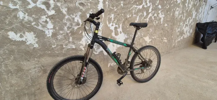 Bicicleta/Bike MAST85 KMT - Freio a Disco e Suspensão