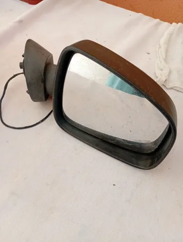 Retrovisor elétrico lado direito Sandero 