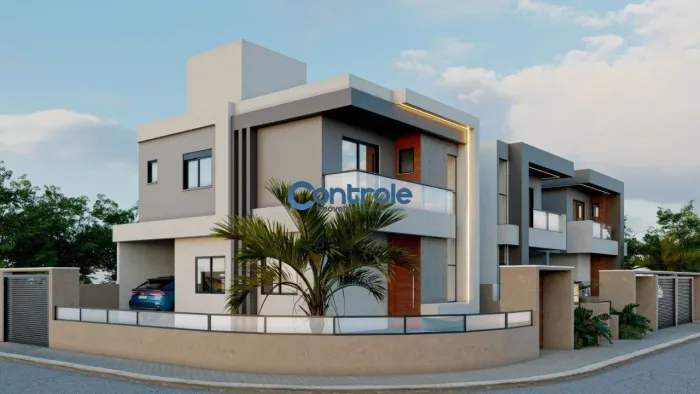 Sobrado em construção em Canasvieiras com 03 dormitórios, venha conhecer!