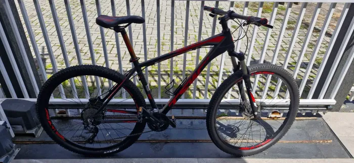 Bicicleta MTB TSW Hunter aro 29 tamanho 19 Shimano Altus