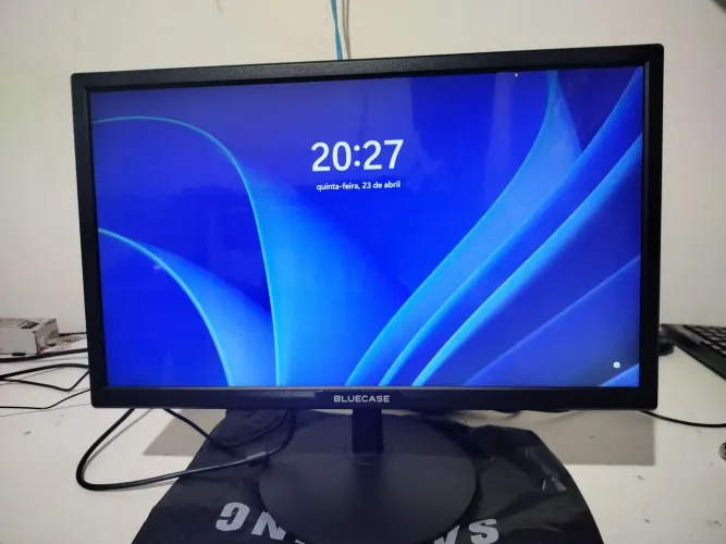 MONITOR 20 POLEGADAS VGA HDMI FULL HD 