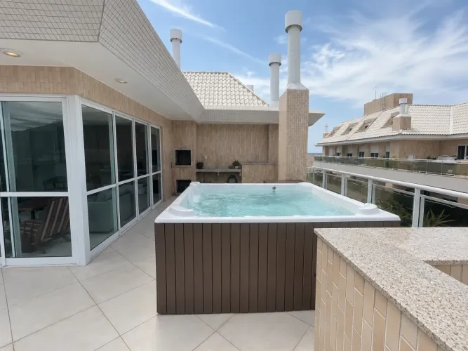 Cobertura Duplex na Praia dos Açores com Jacuzzi