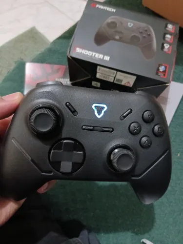 CONTROLE GAMER FANTECH SHOOTER 3 ( COM HALL EFECT)