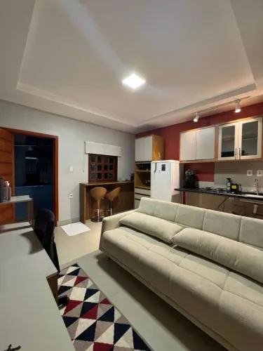 ALUGO APARTAMENTO MOBILIADO NO CENTRO