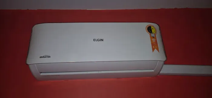 Ar condicionado Elgin 7.500 BTUs Inverter quente e frio 