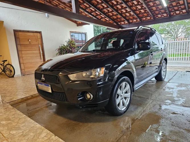 Mitsubishi Outlander 3.0/ GT 3.0 V6 Aut. 2011
