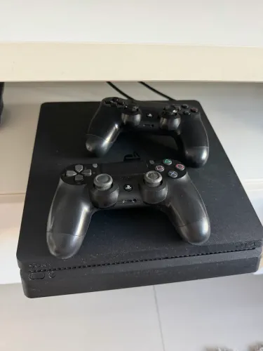 PlayStation 4 Slim