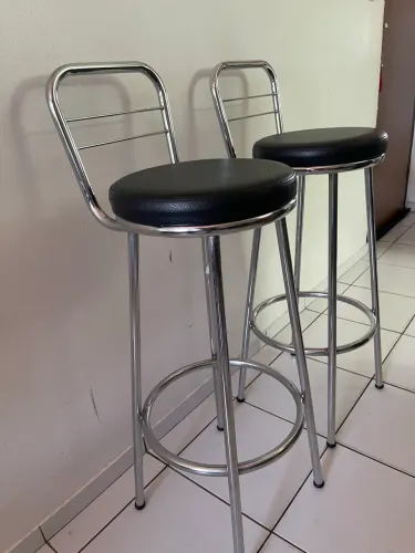 Banqueta alta