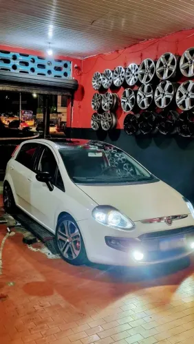 Fiat Punto Essence 1.6 Flex 16V 5P 2016