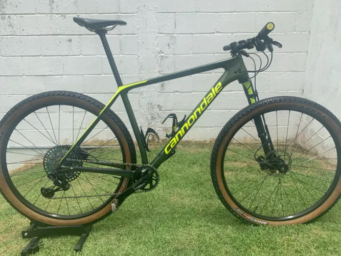 Bike Cannondale MTB lefty 19