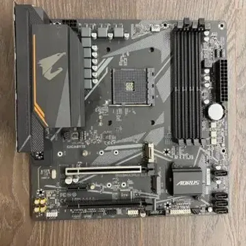 Placa mãe aorus elites b55m usada