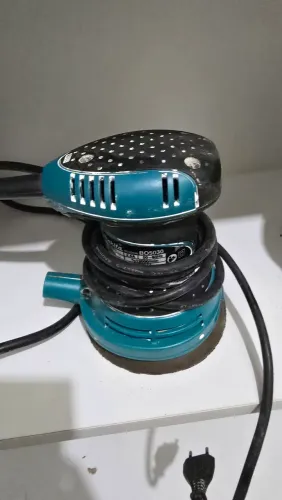 Lixadeira Makita BO5030 - roto orbital 125mm