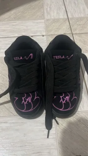 Tênis - Tesla Skatista (n. 38)