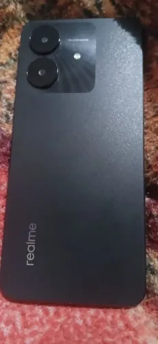 Vende se realme note 60 x