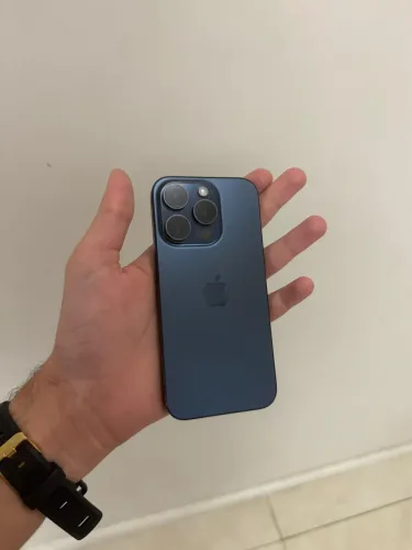 iPhone 15 pro 256gb