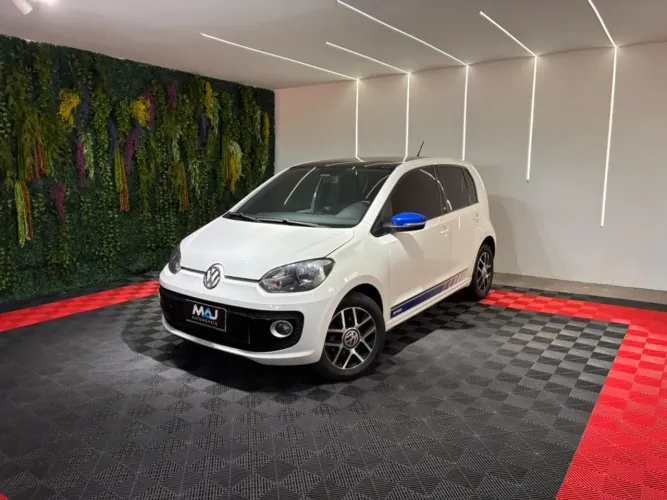 Volkswagen Up! 1.0 Total Flex 12V 5P 2016