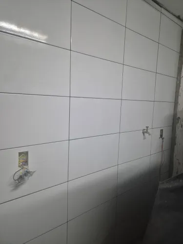 Pedreiro pra contra piso