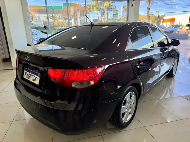 Kia Motors Cerato 1.6 16V Mec. 2011