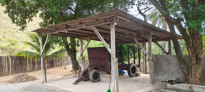 Carreta rústica para trator