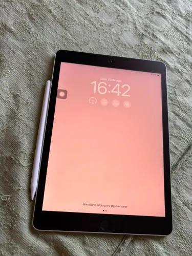IPad 9ª geração 64GB + caneta Goodjodoq, teclado e mouse