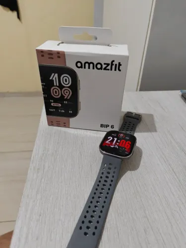 Smartwatch Amazfit Bip 6