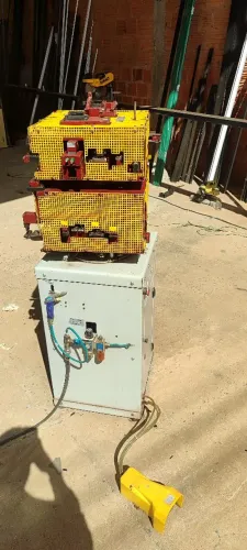 Vende-se Estampo Pneumático Aluk 2.0 Mais Compressor de ar de 200litros