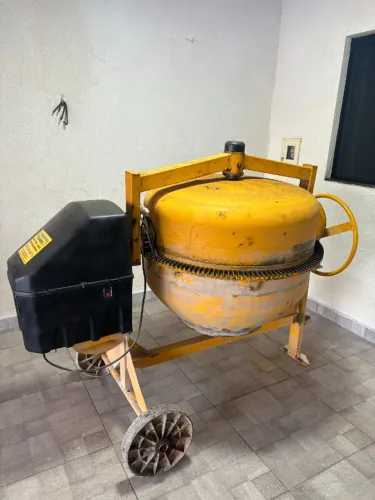 Betoneira CSM 400L - Revisada e pronta para trabalhar!