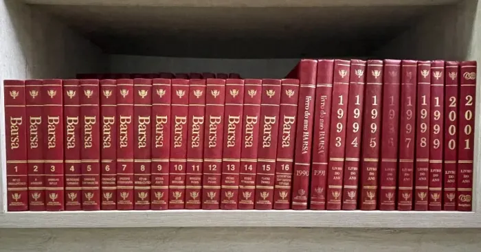 Enciclopédia Barsa 1994 Capa Vermelha Completa (16 Vols) + 7 Livros do Ano (1995-2001)