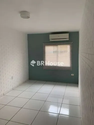 Casa comercial com 7 salas - Região Central