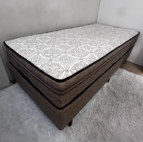 Cama box solteiro Óregon com Euro Pillow e molas Prober