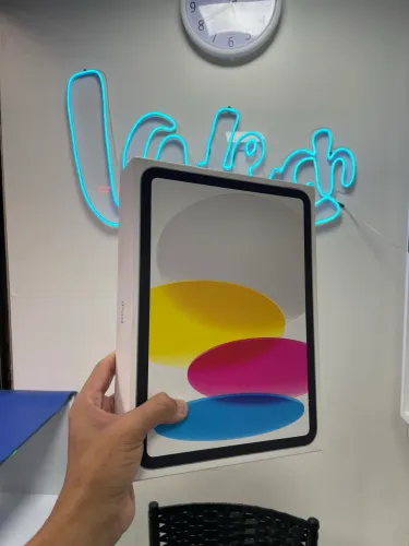 iPad 11 128GB LACRADO NOVO