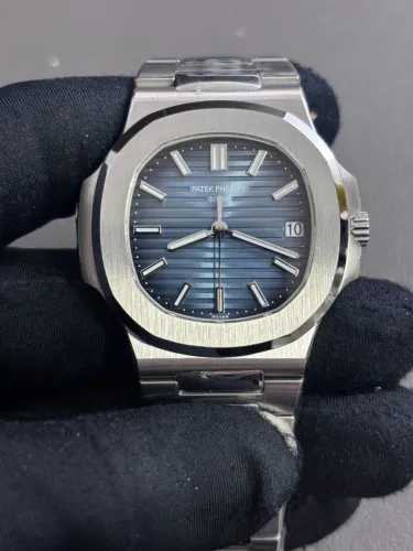 Relógio Patek Philippe Nautilus 5711 Mostrador Azul