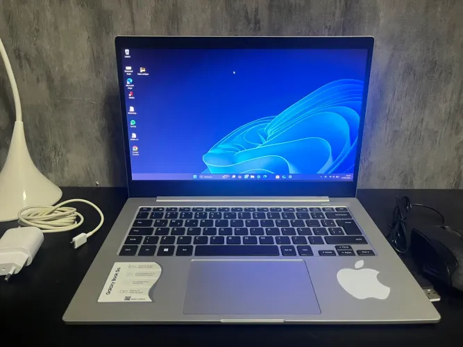 Vendo notebook Samsung BA68-12860A
