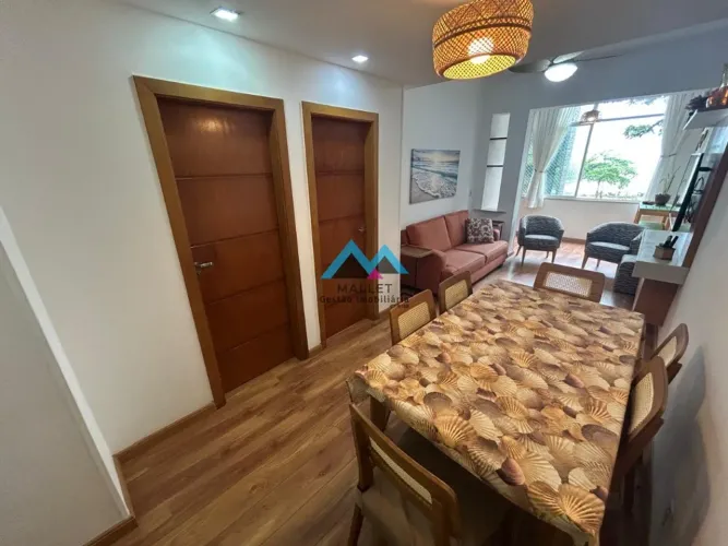 Lindo apartamento de 2 quartos, sendo 1 suíte, 59 m², todo reformado e mobiliado, para loc