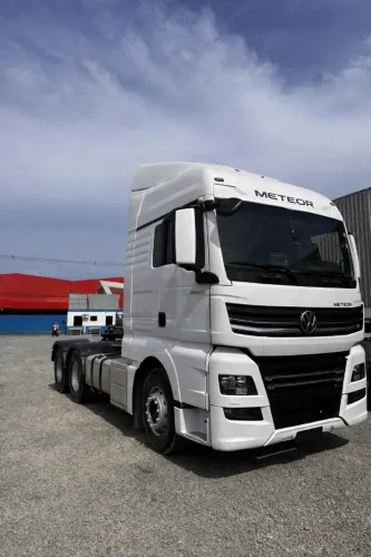 Volkswagen Meteor 29.520 6x4