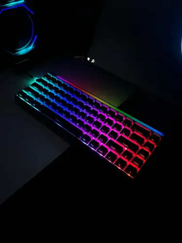 TECLADO MAGNÉTICO AULA HERO 68 he 