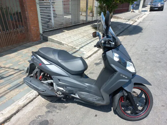 Dafra Citycom S300i mod. 2018 - excelente estado