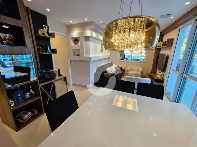 Cobertura com 4 dormitórios à venda, 240 m² por R$ 3.200.000,00 - Charitas - Niterói/RJ