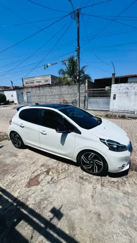 Peugeot 208 Allure 1.5 Flex 8V 5P 2014