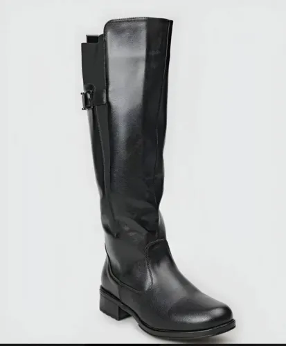 Bota montaria nova linda